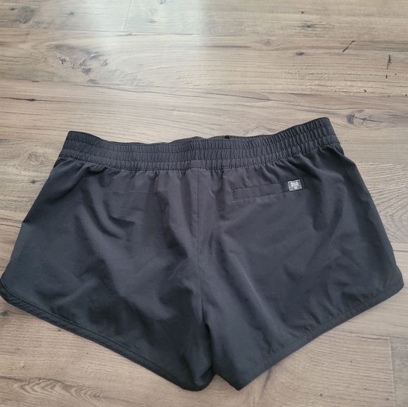 Billabong Black Women's Shorts - Picture 6 of 6